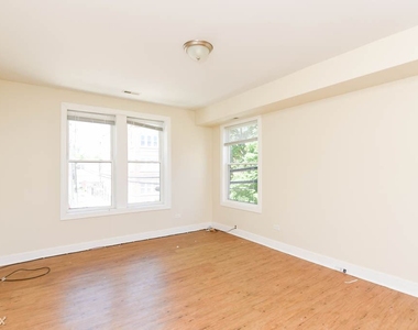 4805 N. Central Park, Unit 208 - Photo Thumbnail 5