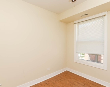 4805 N. Central Park, Unit 208 - Photo Thumbnail 13