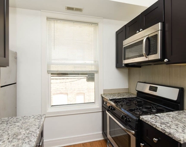 4805 N. Central Park, Unit 802 - Photo Thumbnail 3