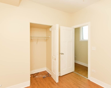 4805 N. Central Park, Unit 802 - Photo Thumbnail 15