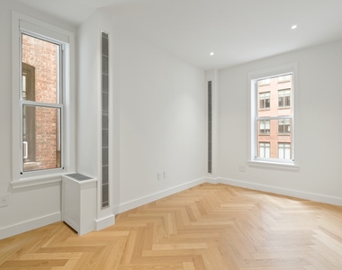 336 West 95th Street - Photo Thumbnail 3