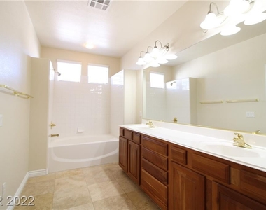 2577 Favorable Pointe Court - Photo Thumbnail 18