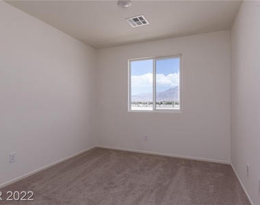 4126 Lunar Canyon Avenue - Photo Thumbnail 10