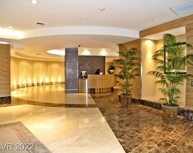 200 Sahara Avenue - Photo Thumbnail 1