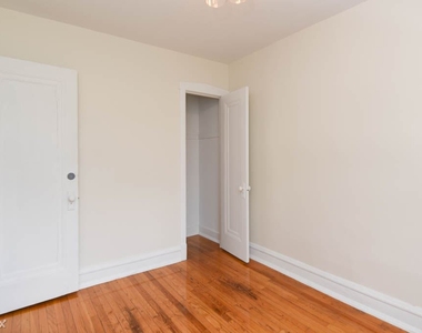 6372 N. Hermitage, Unit 2 - Photo Thumbnail 16