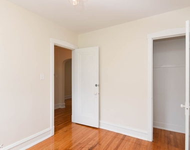 6372 N. Hermitage, Unit 2 - Photo Thumbnail 15