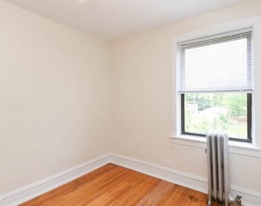 6372 N. Hermitage, Unit 2 - Photo Thumbnail 13