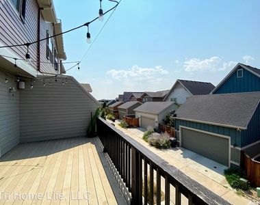 5447 Valentia St - Photo Thumbnail 18