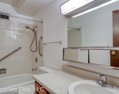 3022 S Wheeling Way Unit 210 - Photo Thumbnail 14