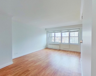 747 10th Avenue - Photo Thumbnail 3