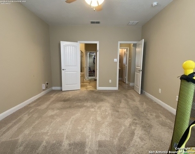 5711 Cypress Dawn - Photo Thumbnail 34