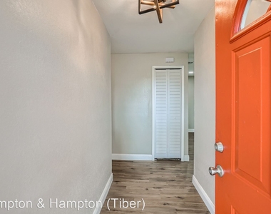 7803 Sun Vista Way - Photo Thumbnail 13