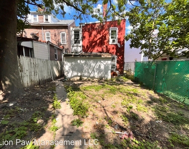 653 Beatty St - Photo Thumbnail 5