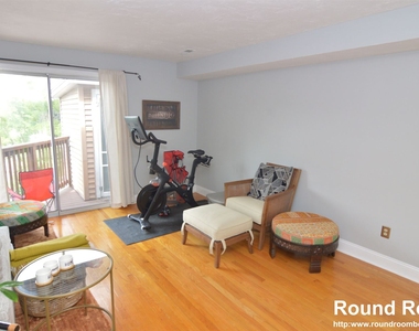 306 Tappan St # 4g - Photo Thumbnail 7