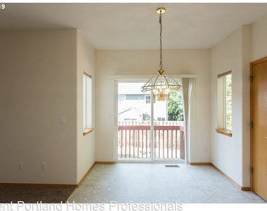 16195 Sw Bryce Court - Photo Thumbnail 9