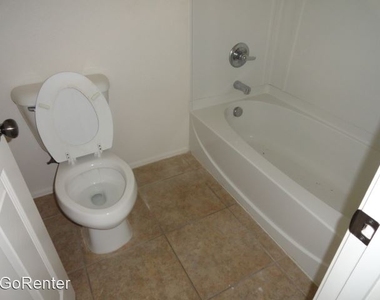 4515 E Peach Tree Dr - Photo Thumbnail 17