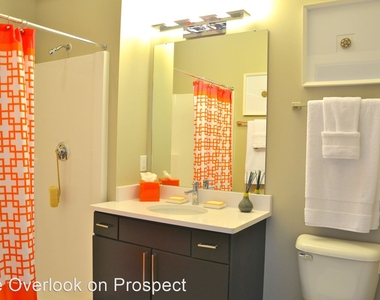 2217 N. Prospect Avenue - Photo Thumbnail 3