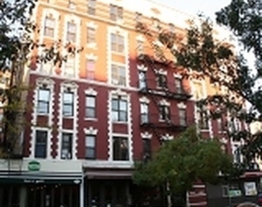 East 11th Street - Photo Thumbnail 4