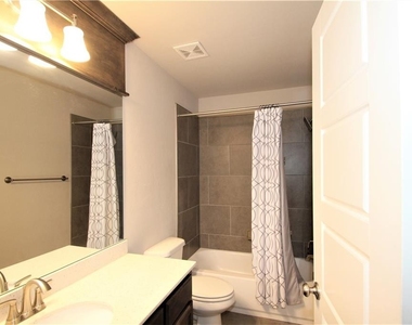 3416 Nw 161st Street - Photo Thumbnail 13