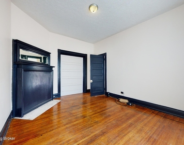 111 E Saint Catherine St - Photo Thumbnail 11