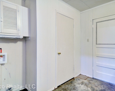 3629 W Gambrell St - Photo Thumbnail 12