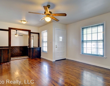 3629 W Gambrell St - Photo Thumbnail 4