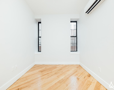 35 Claver Pl - brooklyn - Photo Thumbnail 12