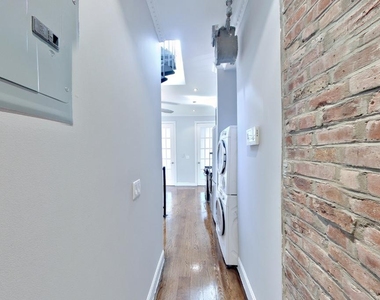 314 East 106th Street - Photo Thumbnail 2