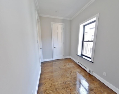 314 East 106th Street - Photo Thumbnail 3