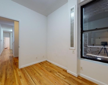 220 East 85 Street - Photo Thumbnail 8