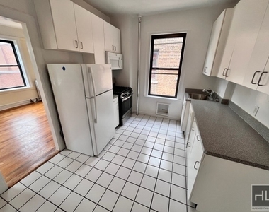 656 West 204th Street, New York, NY 10034 - Photo Thumbnail 2