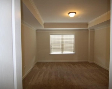 8305 Harlond Way - Photo Thumbnail 13