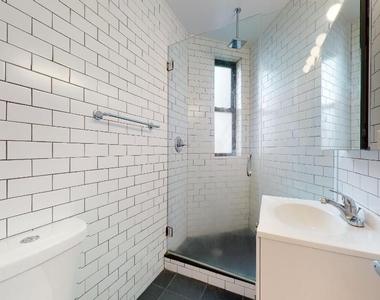 324 East 91 Street - Photo Thumbnail 9