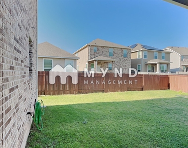 9107 Golden Leaf Dr - Photo Thumbnail 28