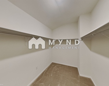 9107 Golden Leaf Dr - Photo Thumbnail 24