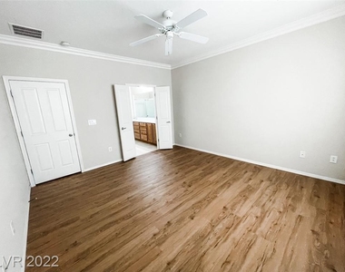 2529 Corvus Street - Photo Thumbnail 8