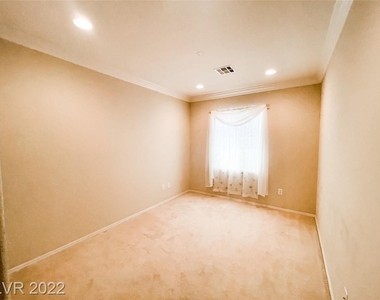 2529 Corvus Street - Photo Thumbnail 14