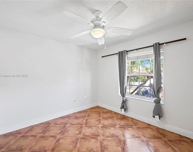 14613 Sw 155th Pl - Photo Thumbnail 5