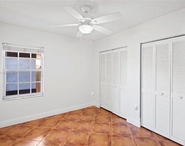 14613 Sw 155th Pl - Photo Thumbnail 4