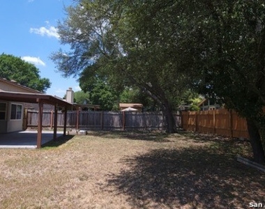 6115 Windbrooke St - Photo Thumbnail 18