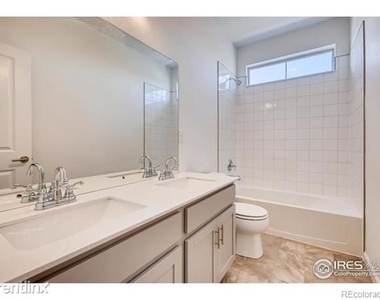 2427r White Pelican Avenue - Photo Thumbnail 22