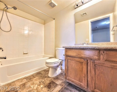 7255 West Sunset Road - Photo Thumbnail 7