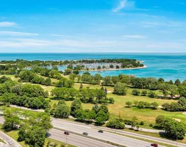 3950 N Lake Shore Drive - Photo Thumbnail 11