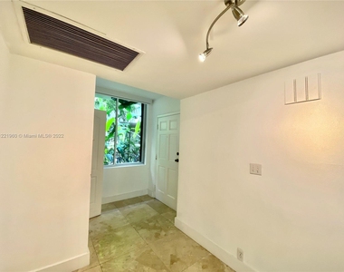 141 Crandon Blvd - Photo Thumbnail 9