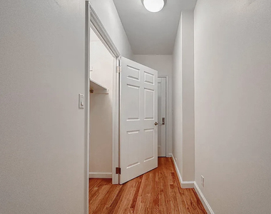 117 West 13th Street - Photo Thumbnail 3
