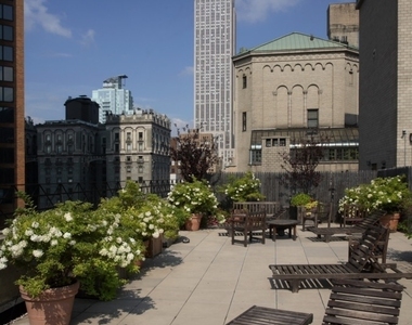 115 East 34 Street - Photo Thumbnail 5