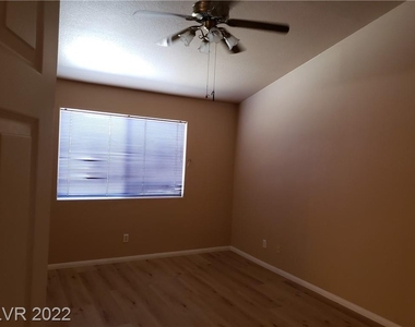 3782 White Ivory Court - Photo Thumbnail 9