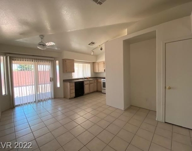 8901 Dolente Avenue - Photo Thumbnail 5