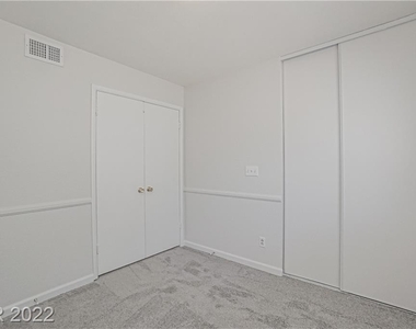 3129 Floral Vista Avenue - Photo Thumbnail 18