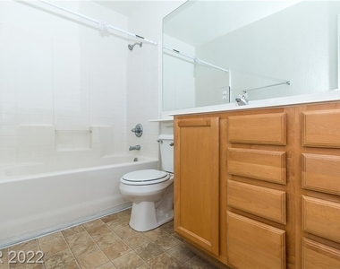 9604 Boylagh Avenue - Photo Thumbnail 16